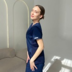 Conjunto sanitario para mujer Cherokee Revolution de color azul - Imagen 5