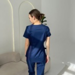Conjunto sanitario para mujer Cherokee Revolution de color azul - Imagen 6