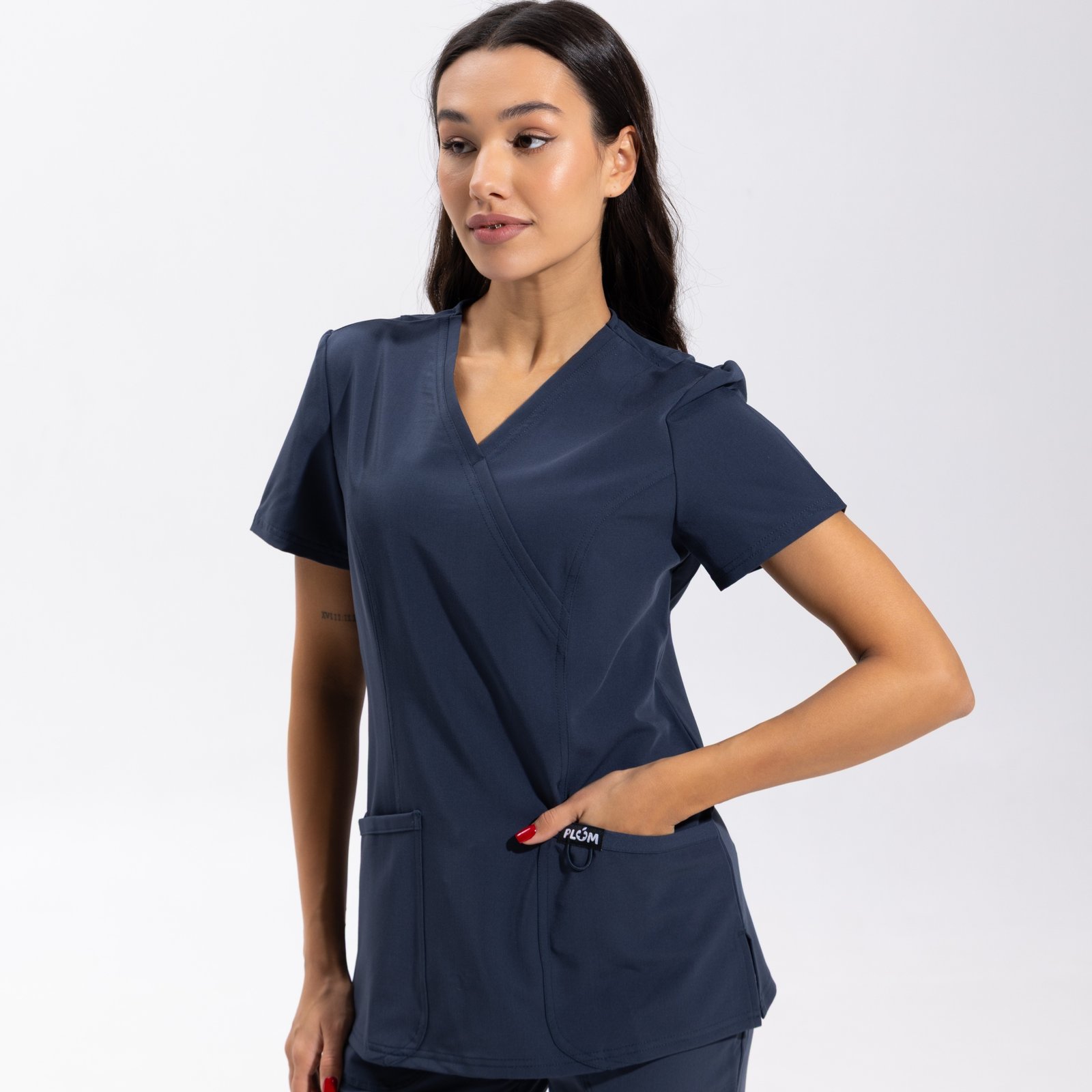 PLS1706, PLS1707 NAVY (7) Top sanitario mujer PLUM de color azul - Imagen 1