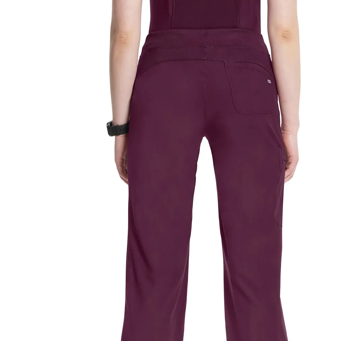 Conjunto sanitario para mujer Cherokee Infinity color vino - Imagen 3