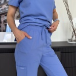 Conjunto sanitario de mujer Cherokee Originals Ultra de color azul claro - Imagen 6