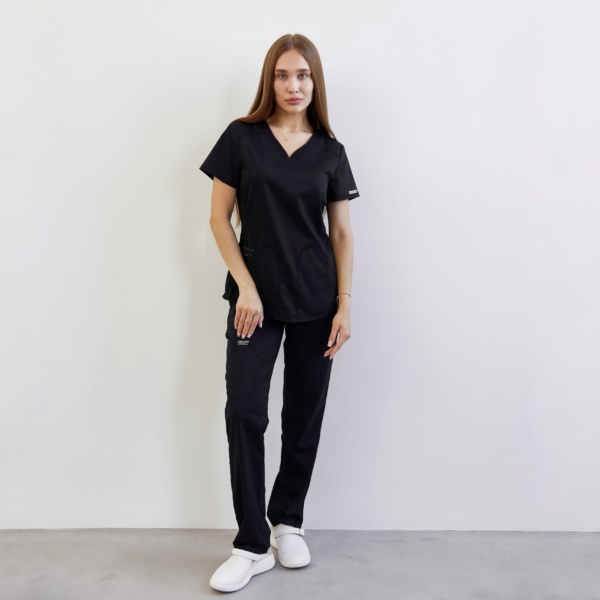 Conjunto sanitario Cherokee Revolution mujer, negro