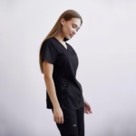 Conjunto sanitario Cherokee Revolution mujer, negro - Imagen 5