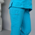 Conjunto sanitario de mujer Cherokee Originals Ultra de color turquesa - Imagen 4